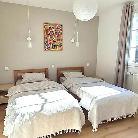 Le Cerisier Laval (Mayenne)