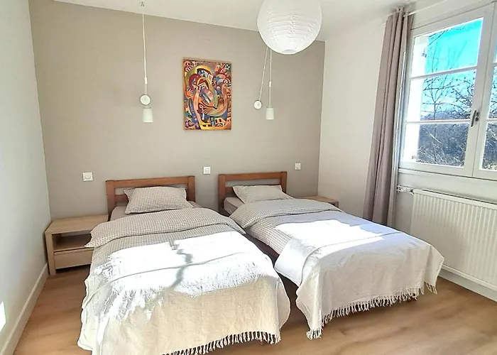 Le Cerisier Laval (Mayenne)